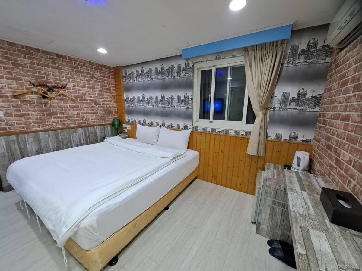 Bin Chen Business Hotel Синьчжу Экстерьер фото