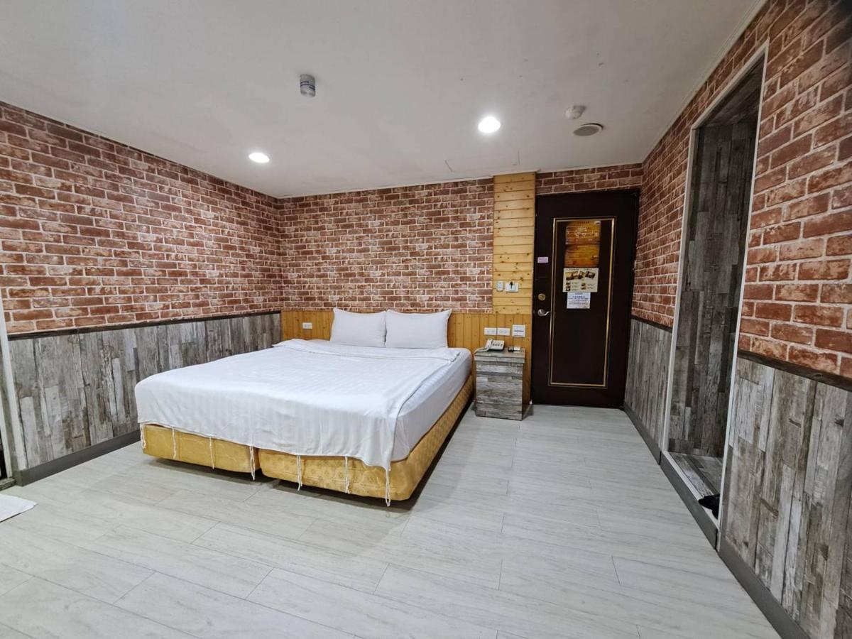 Bin Chen Business Hotel Синьчжу Экстерьер фото