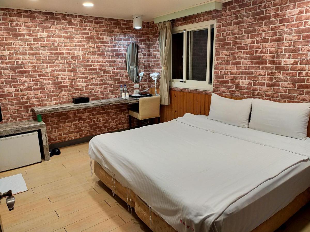Bin Chen Business Hotel Синьчжу Экстерьер фото