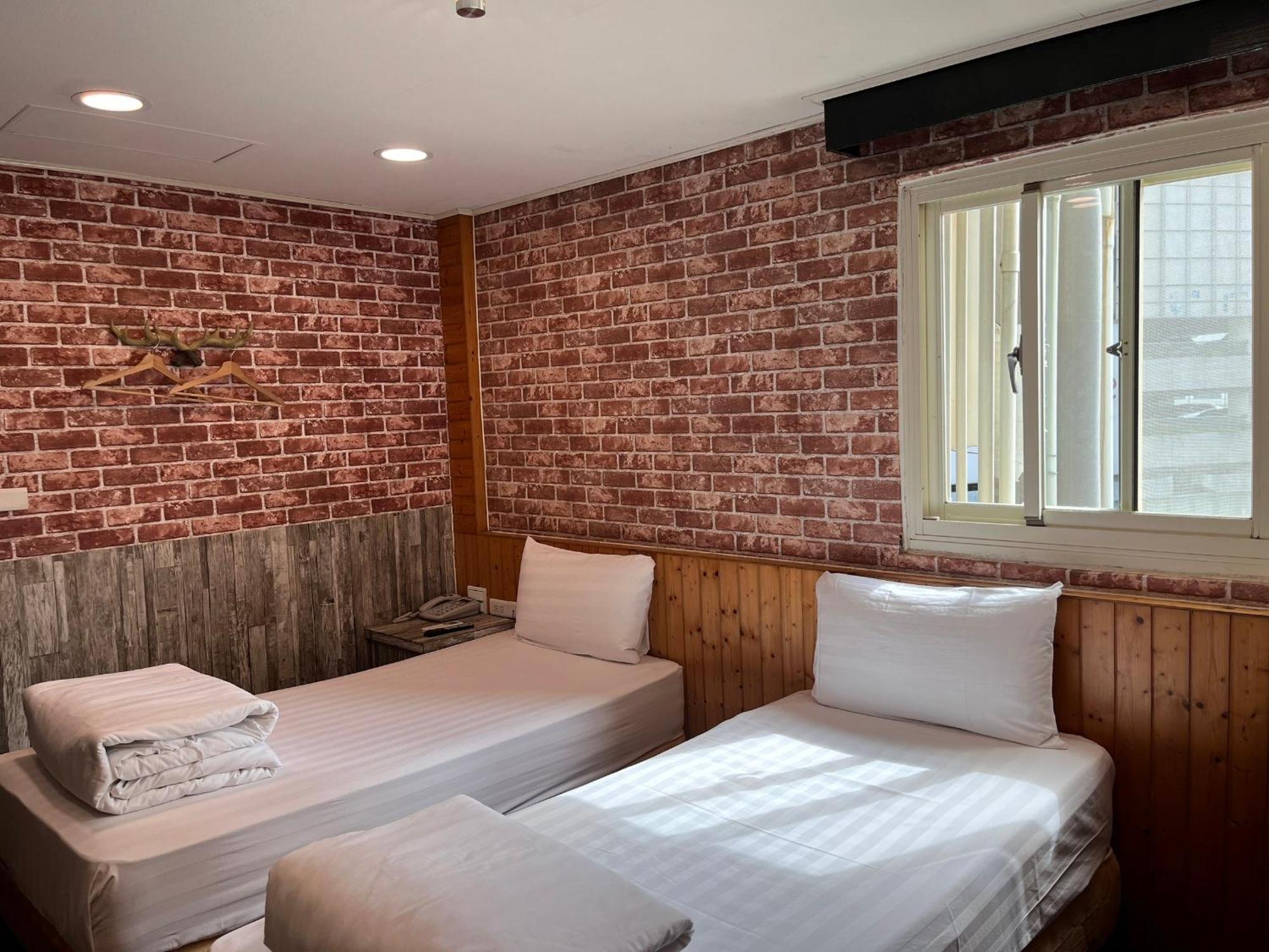 Bin Chen Business Hotel Синьчжу Экстерьер фото