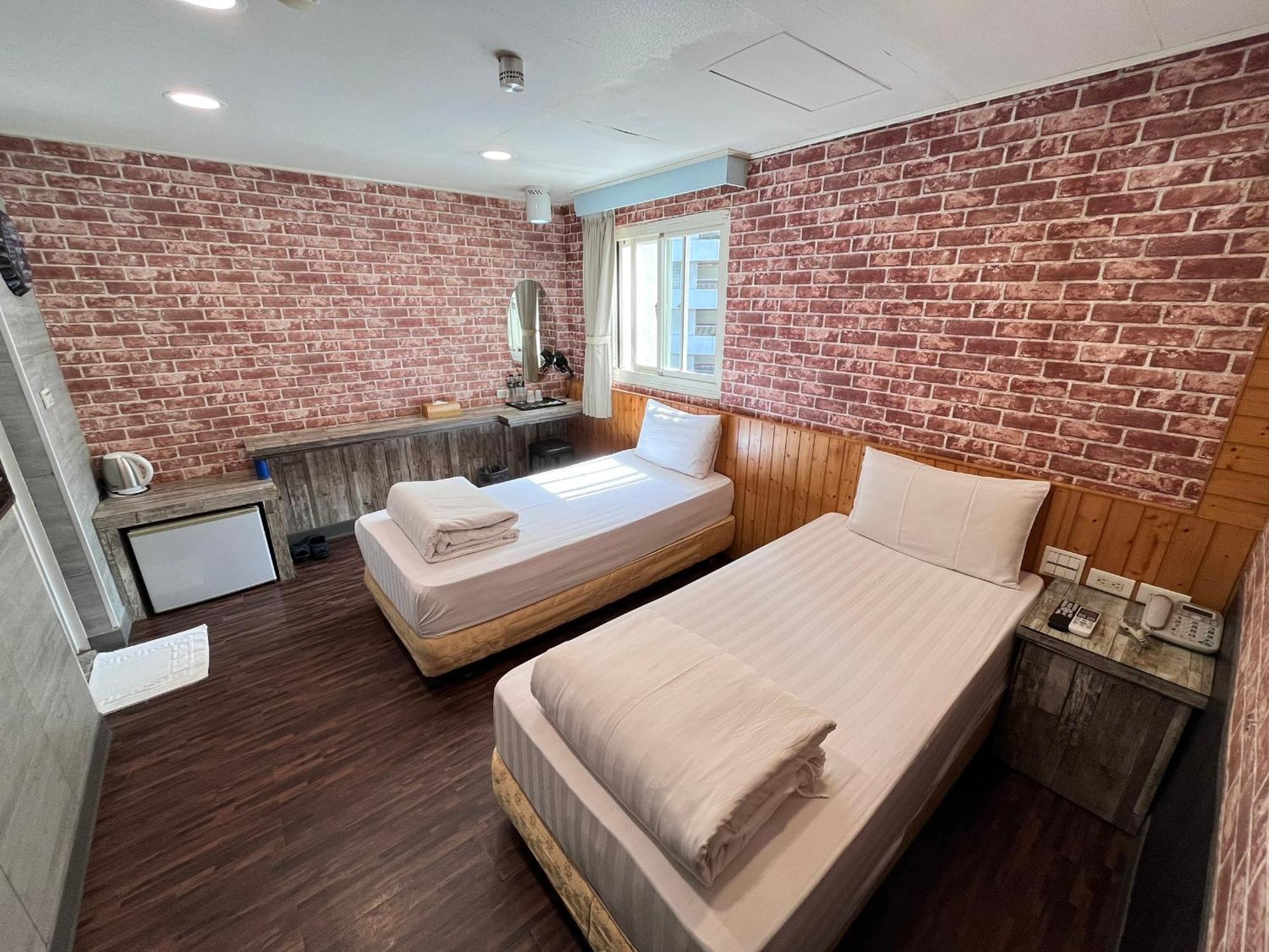 Bin Chen Business Hotel Синьчжу Экстерьер фото